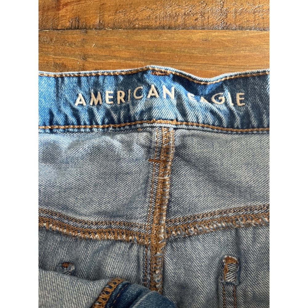 AMERICAN EAGLE Distressed Denim Shorts Women 20 Blue Raw Hem Y2K Streetwear - Picture 4 of 6